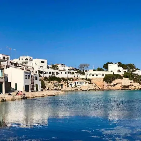 La Maison Dans La Calanque 1 Mn A Pied De La D'alcaufar Сasa de vacaciones *
