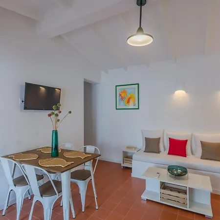 La Maison Dans La Calanque 1 Mn A Pied De La D'alcaufar Дом отдыха Cala Alcaufar